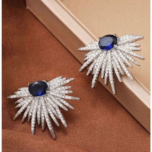 No Brand Jewelry - Sapphire Starburst Earrings